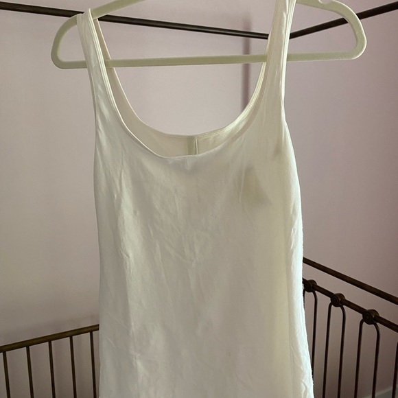 SKIMS tank top. Never worn, size large and sold out online! - Picture 2 of 6